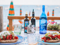Best Beach Clubs in Positano: Beach Prices, Sunbeds Reservation & Complete Fornillo Beach Guide