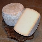 toma-di-capra-extra-oltre-i-6-mesi-prezzo-al-kg