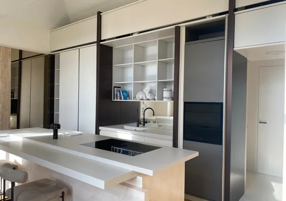 8e2d12e2-c138-4a14-89dd-c99180259880 8e2d12e2-c138-4a14-89dd-c99180259880