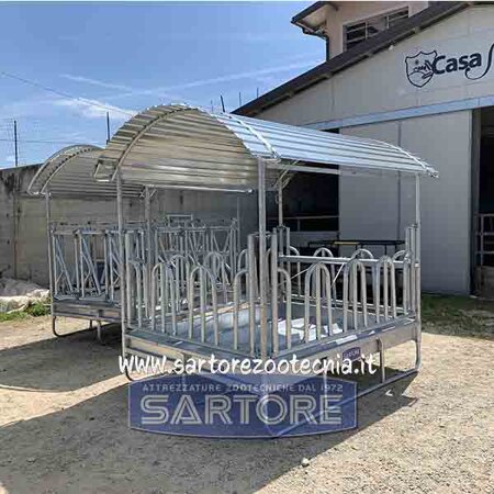 Portaballone per bovini e cavalli con festone - Mod. SAR4/14 Portaballone per bovini e cavalli con festone - Mod. SAR4/14