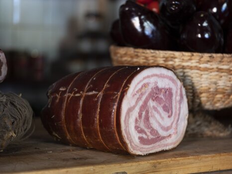 600c310d-3215-49c3-8c47-461561fec3c9