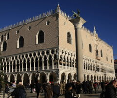 Foto delle destinazioni dei viaggi di gruppo accompagnati da un tour leader professionale per tour operator nazionali e internazionali.
