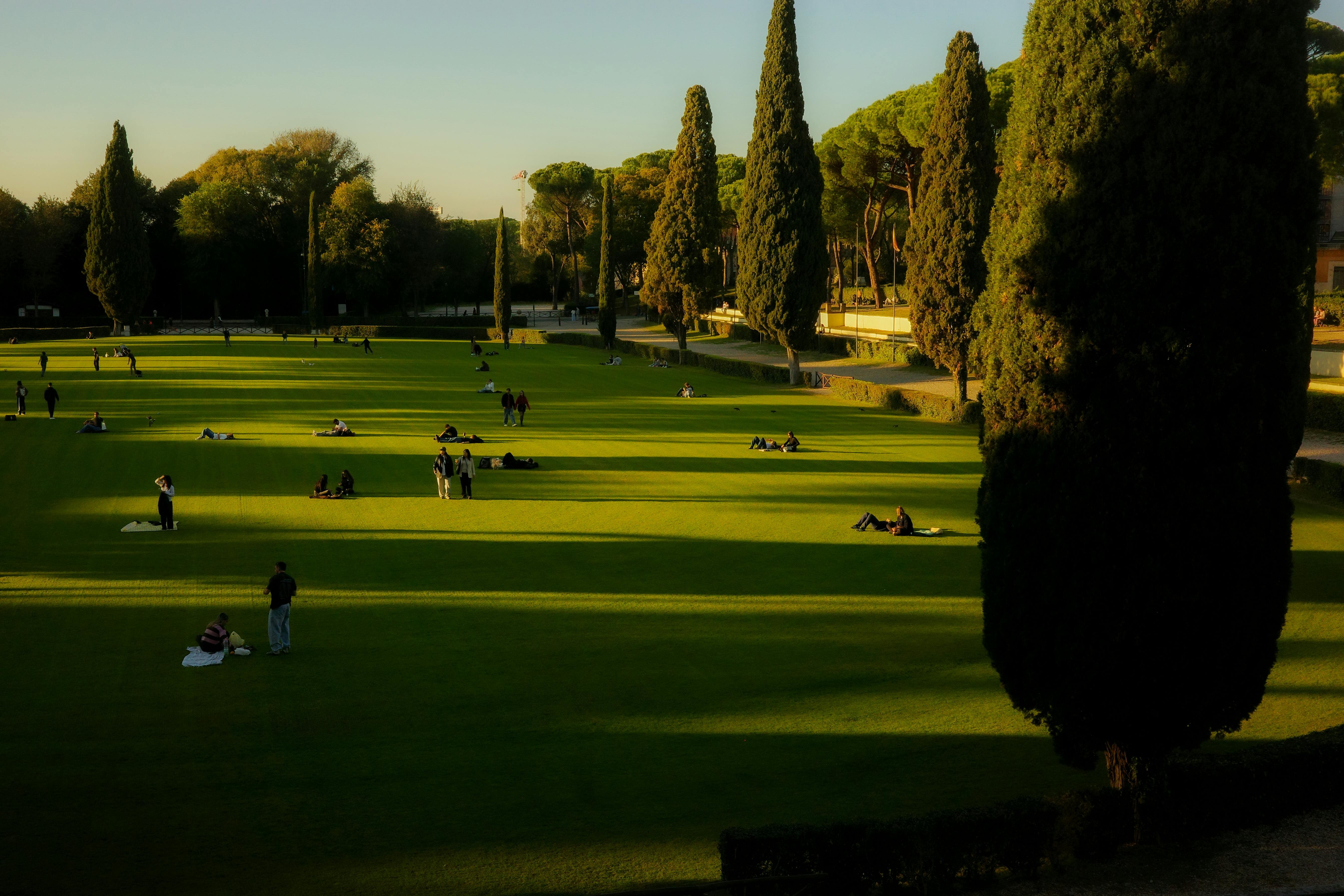 Itinerario storico e naturalistico a Roma: Piazza di Siena