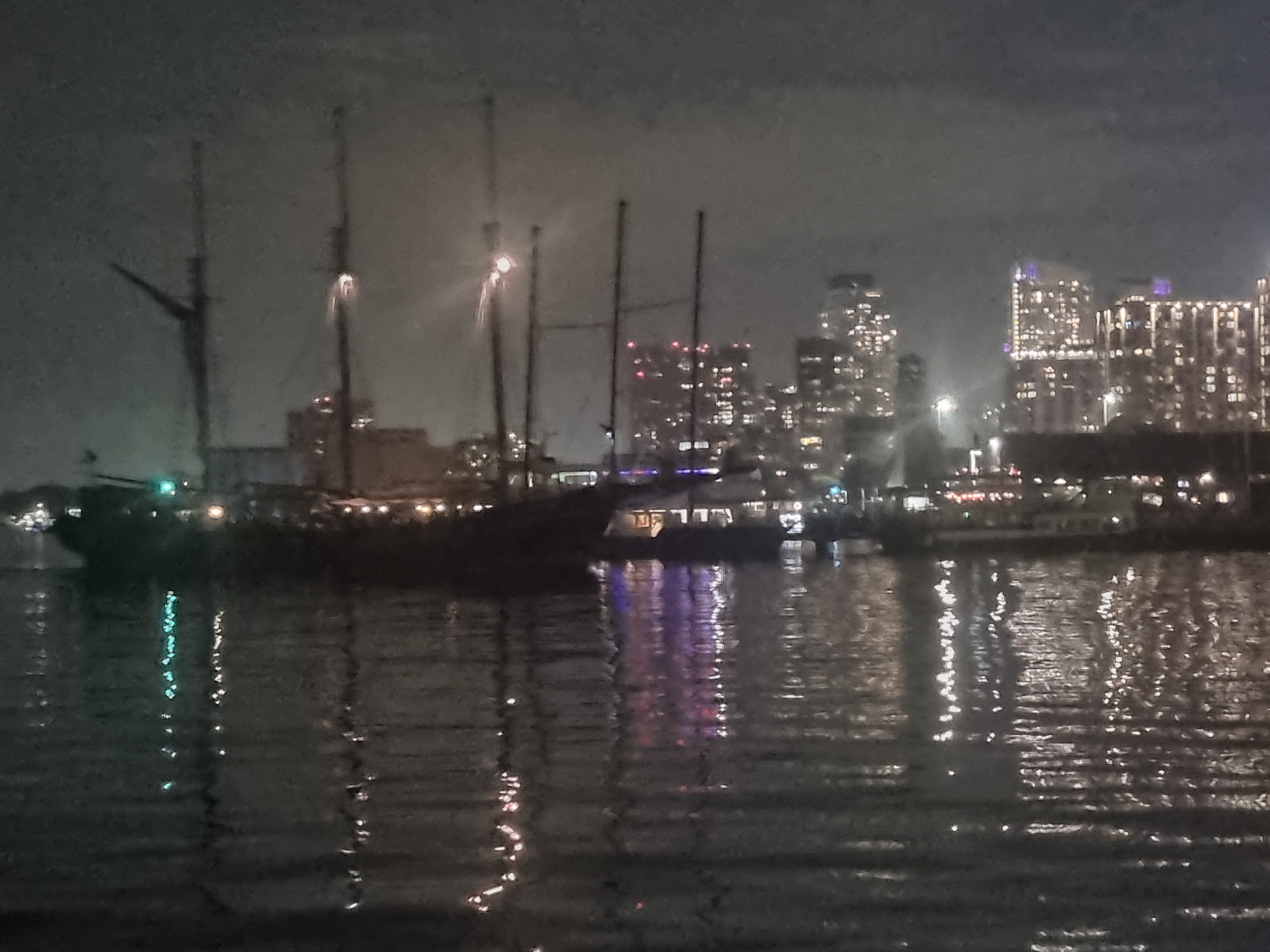 Canada & USA: Il Canto del Foliage tra Foreste e Metropoli