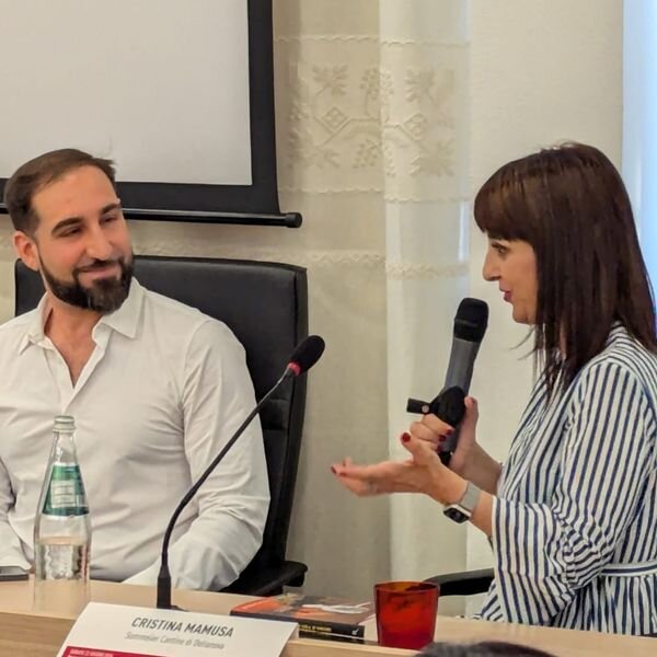 7d5a63bc-6d9a-4078-989f-f1d0f84ce2ab.jpg 7d5a63bc-6d9a-4078-989f-f1d0f84ce2ab.jpg