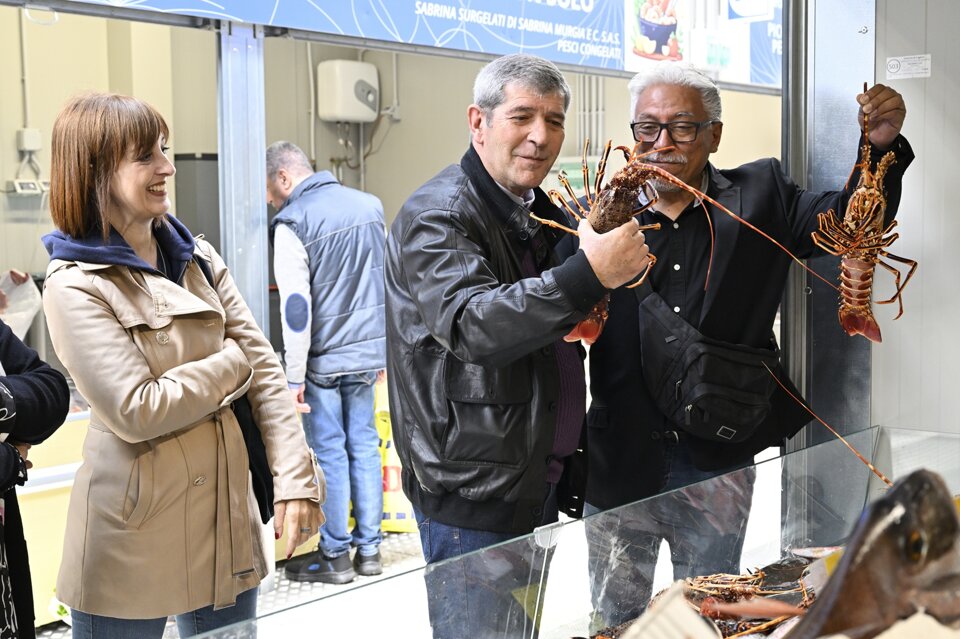 Tour al Mercato di San Benedetto Tour al Mercato di San Benedetto