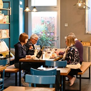 1e976859-071e-4376-8309-8b1be4b836df