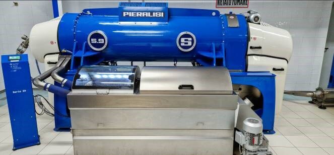 2caf02e8-d4ee-4aad-b002-b15150c379b0