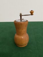 tre-macinapepe-manuali-in-legno