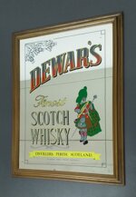 dewars-finest-scotch-whisky-specchio