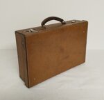 valigetta-rigida-in-cuoio