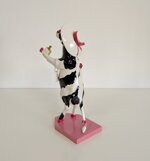 cowparade-alphadite-dea-dello-shopping