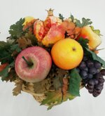 centrotavola-con-foglie-e-frutta