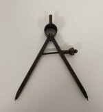 compasso-a-vite-ferro