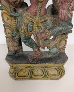 dea-lakshmi-scultura-in-legno