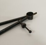 compasso-a-vite-ferro