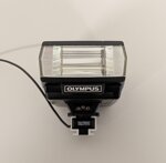 olympus-t32-flash-elettronico-sistemi-om
