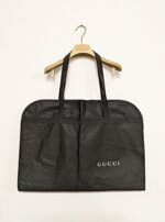 gucci-porta-abiti-con-gruccia