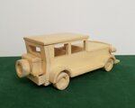 modellino-artigianale-automobile-in-legno