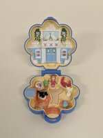 polly-pocket-fifis-parisian-apartment