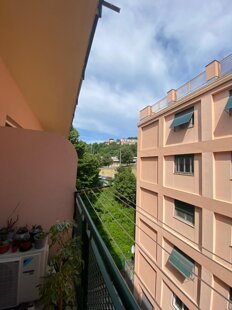 bc6cb09d-f3b3-439d-a25a-2b495269a5e2