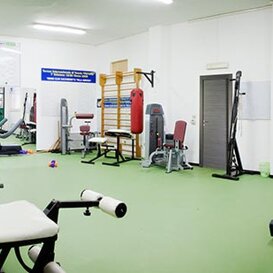 Gli attrezzi da palestra a disposizione dei soci del Tennis Club Caltanissetta