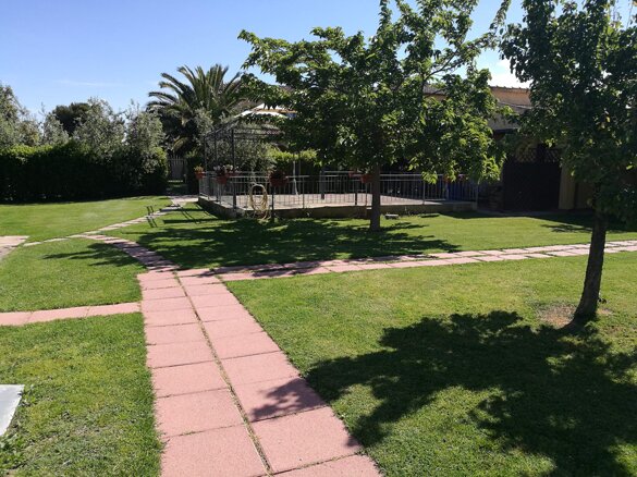 9cd873bb-0ec1-4d71-ad26-476b3e0cdae9 9cd873bb-0ec1-4d71-ad26-476b3e0cdae9