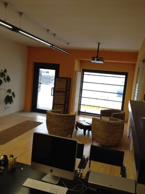 824c8b53-3117-445e-bdf9-aaafc86b5220