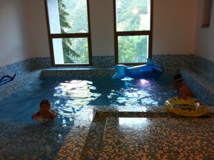 0e61ddea-1b2d-4531-a26e-abad23bffb36