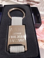 portachiavi-con-penna-grigio