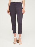 pantaloni-carrot-fit