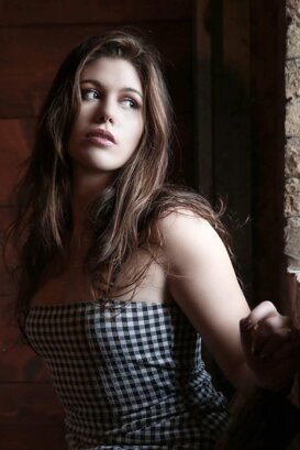 Photo by Antonio Montuori Model Cahorses - Location La Rocchetta di Mondondone