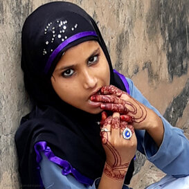 Photo by Catia Gemerasca Girl leaving school - India 10.2018