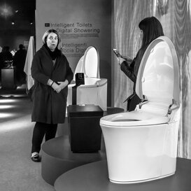 Photo by Alberto Scibona Intelligent toilets – Milan, 2019- © Alberto Scibona