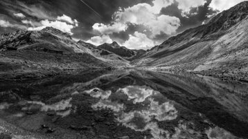 2765fd32-af8a-469c-9590-d307ee9f85d5