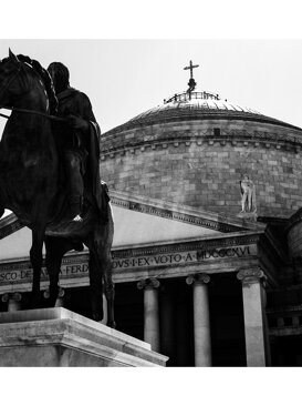 Photo by Onofrio Pignataro Naples - Piazza del Plebiscito