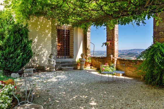 73f7be5e-4288-4e7b-b50f-4263b180c70b