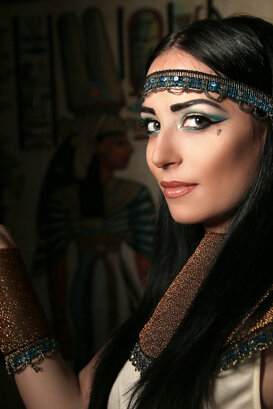 Cleopatra Model: Paola D'Aiola Mua: Lara Lovati