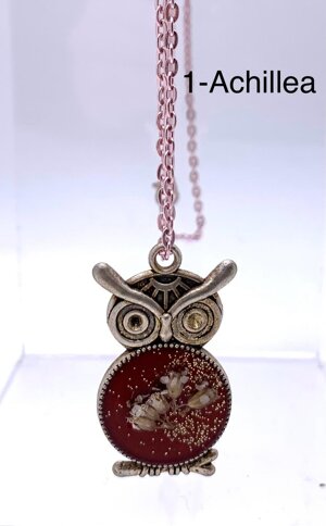 collane-con-resina-e-fiori