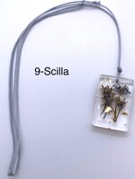 collane-con-resina-e-fiori