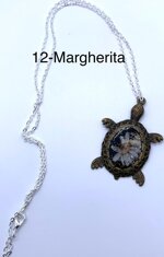 collane-con-resina-e-fiori