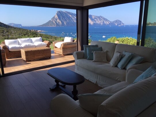 b59e29de-420d-4547-9338-35d91861ca86