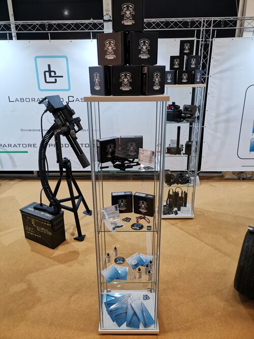 b6bf7b9d-d011-433f-b54a-7a653c3fde1b b6bf7b9d-d011-433f-b54a-7a653c3fde1b