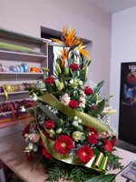 cesto-funebre-fiori-mix