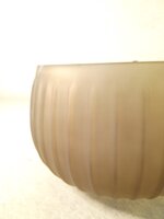 ciotola-vetro-righe-verticali-grigio-opaco