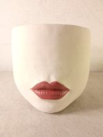 vaso-ceramica-testa-con-rossetto