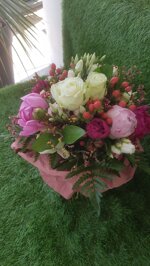 bouquet-fiori-sfumature-rosa