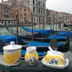 lattiera-barattolo-e-porta-burro