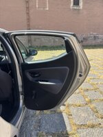 lancia-ypsilon-12-gold