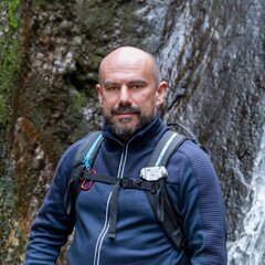 4e2f5a99-8f3c-48b1-87bc-3a696d26ca77 4e2f5a99-8f3c-48b1-87bc-3a696d26ca77